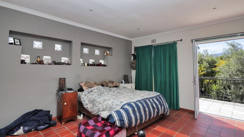 4 Bedroom Property for Sale in Somerset West Western Cape